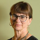 Headshot of Ruth Mahan, UW Medicine Chief Business Officer